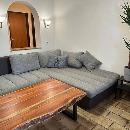 Geraeumige Rustikale Tiroler Wohnung 1-8 Personen 임스트 외부 사진